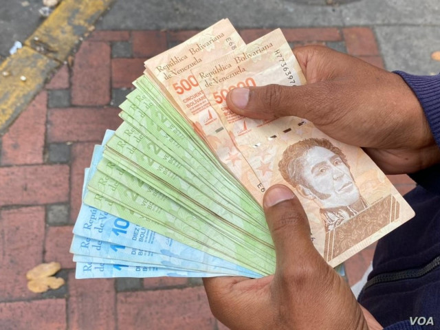 Con el billete de mayor denominación en Venezuela se compran dos “cafecitos” (Video)
