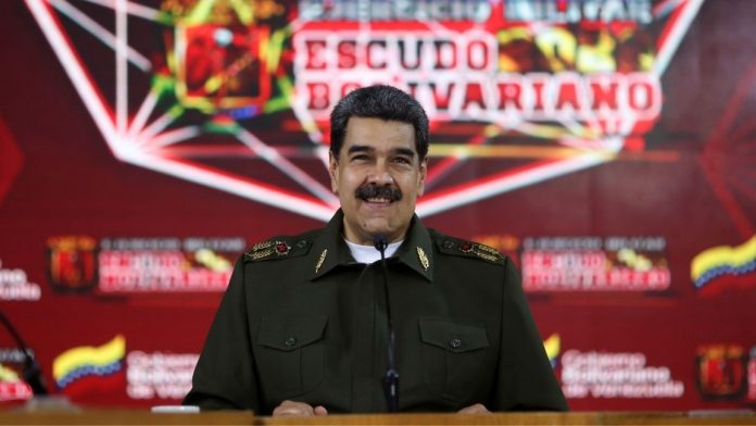 ¿Positivo o negativo? Analizan el impacto de Maduro sobre la FAN cuando usa indumentaria “militar”