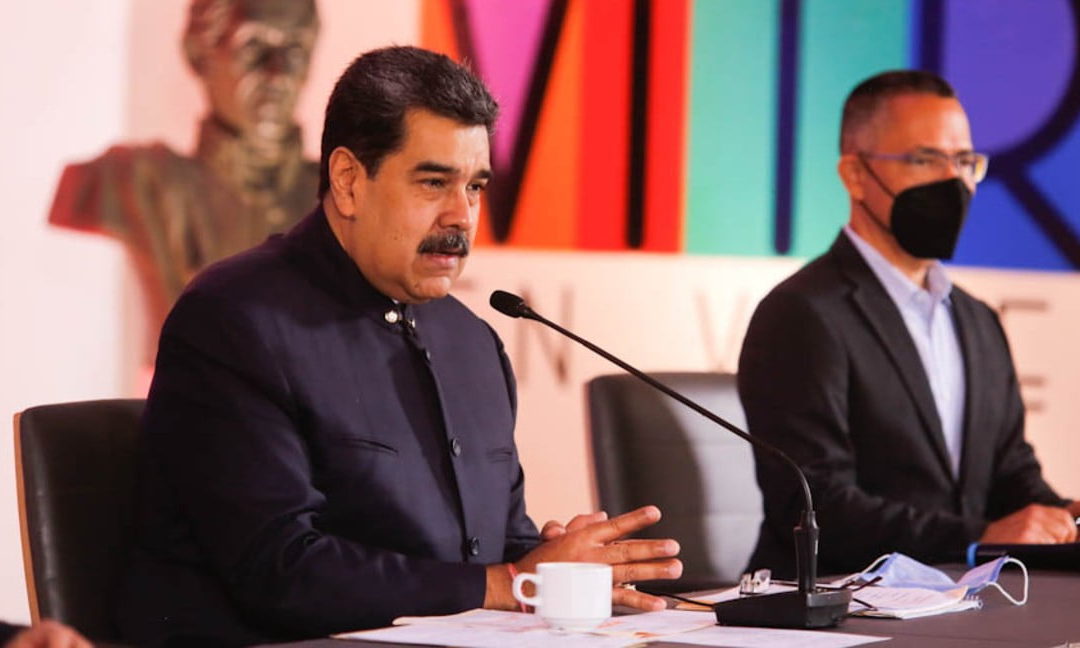 Maduro ratifica extensión de inamovilidad laboral hasta finales de 2022