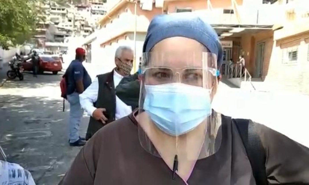 Amotinados más de 1.500 trabajadores del hospital de Pariata por sueldos chucutos (+ video)