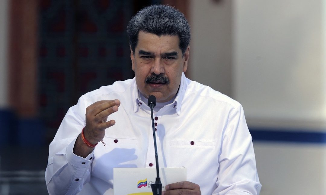 Maduro considera que el diálogo con la oposición debe ser un “acto público”