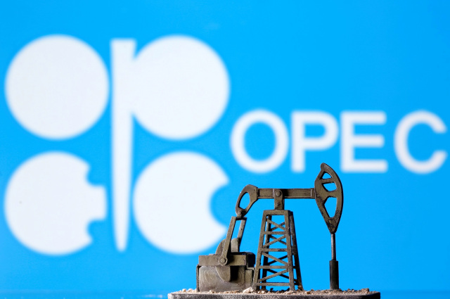 Incertidumbre en negociaciones de OPEP pesa sobre precios del petróleo