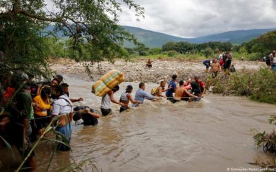 Corte Constitucional de Colombia ordena restituir derechos a migrantes expulsados “ilegalmente”