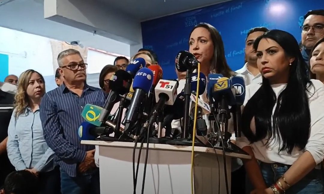 María Corina Machado niega acusaciones de la fiscalía y denuncia la detención de integrantes de Vente Venezuela